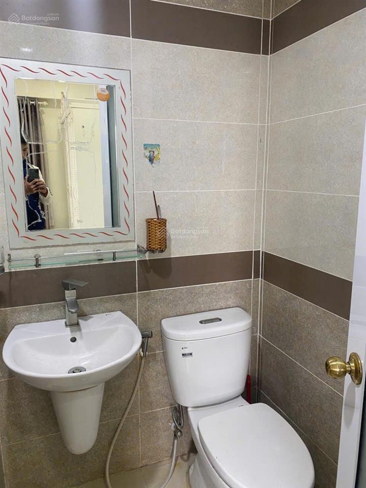 Hàng hiếm cho thuê cc 2pn, 2wc, 60m2 tại khu căn hộ idico tân phú, 9 triệu vnd, view đẹp