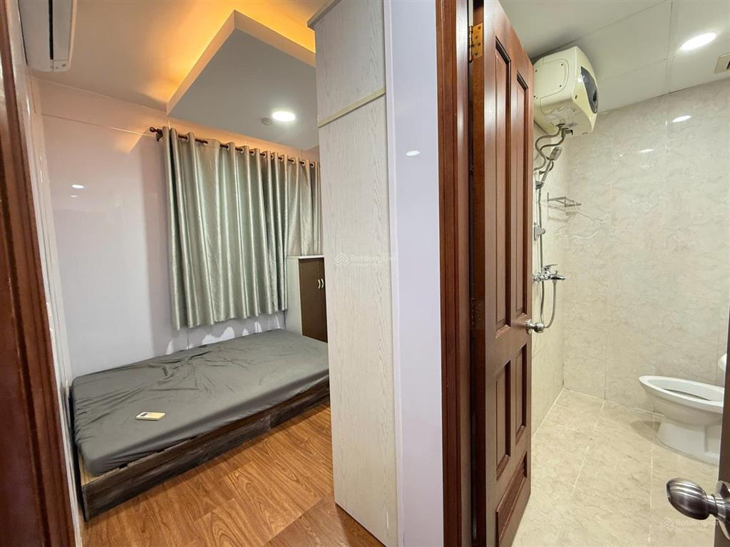 Hottt cho thuê căn hộ 2 pn  80m2 c/c âu cơ, đường âu cơ  giá 11 triệu (giá chuẩn)  0901 381 ***