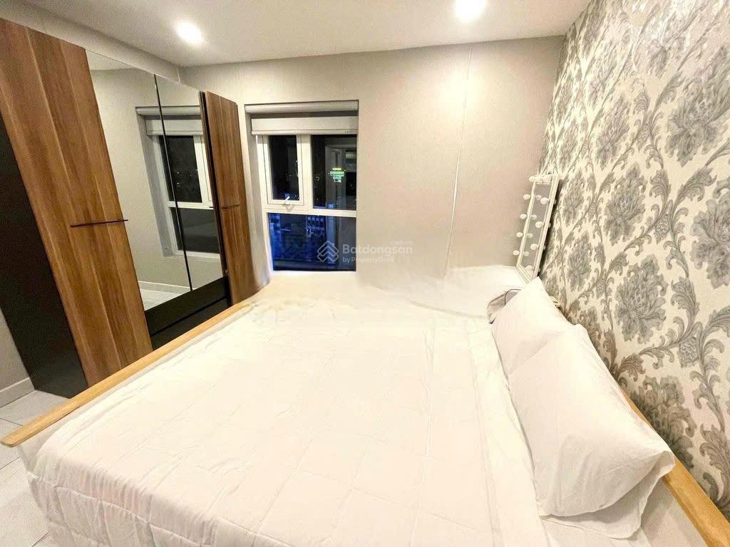 Giá thật cho thuê căn hộ terra royal 2 phòng ngủ, giá 18tr full nội thất nhà đẹp 0901 381 ***