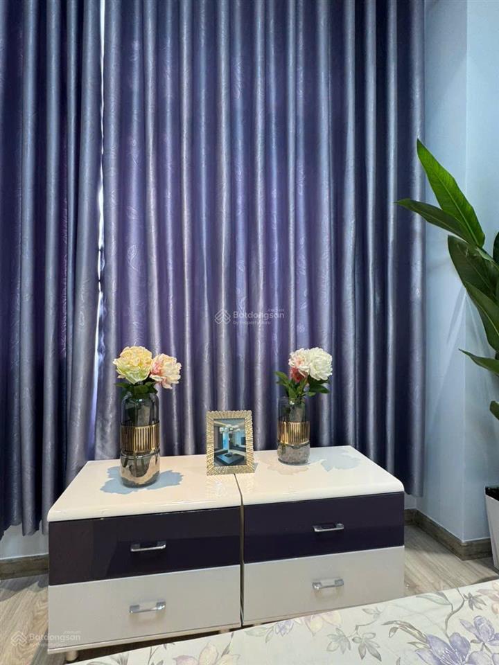 Cần cho thuê căn hộ 3pn, 2wc, 100m2, giá 16 triệu ở cộng hòa plaza, p.12, q.tân bình, hcm