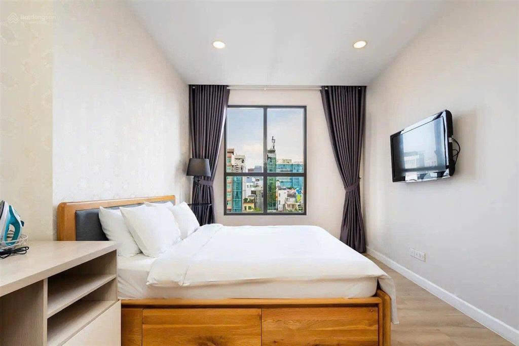 Hottt chính chủ cho thuê căn hộ 2pn the prince residence phú nhuận, dt 75m2  giá thuê 18 triệu