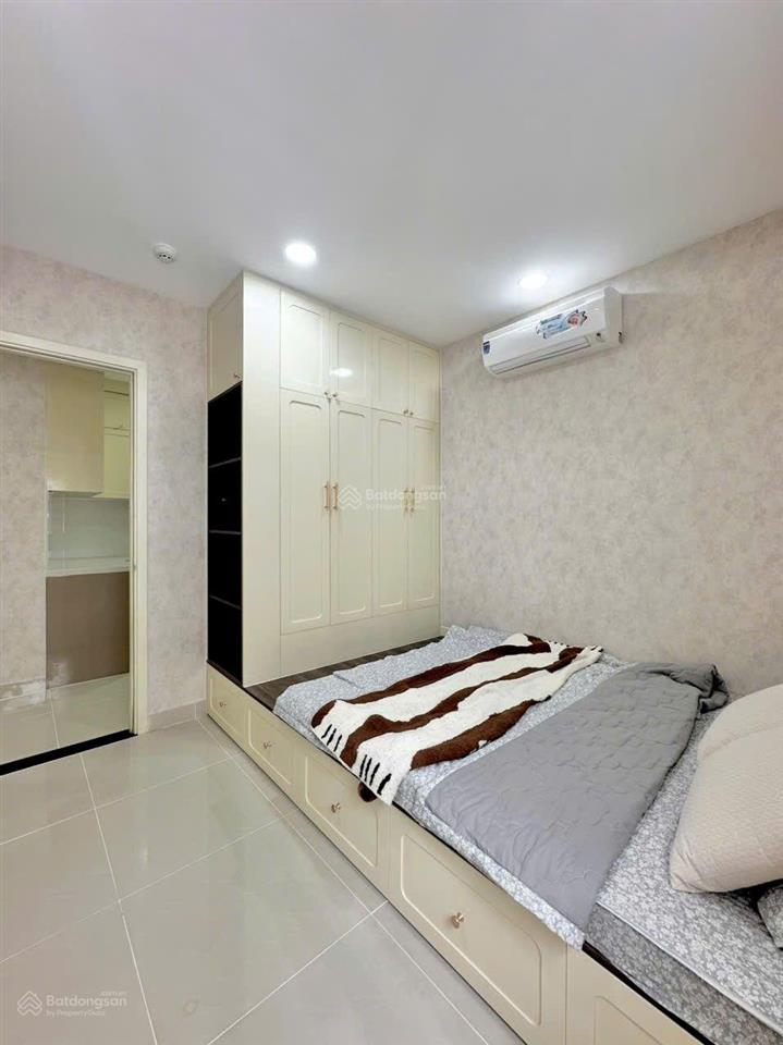 Bán cc 3pn, 106m2, 5 tỷ ở oriental plaza 685 âu cơ, tân phú, tp. hồ chí minh