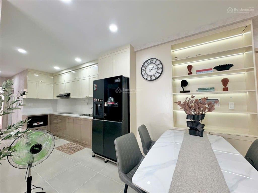 Bán cc 3pn, 106m2, 5 tỷ ở oriental plaza 685 âu cơ, tân phú, tp. hồ chí minh