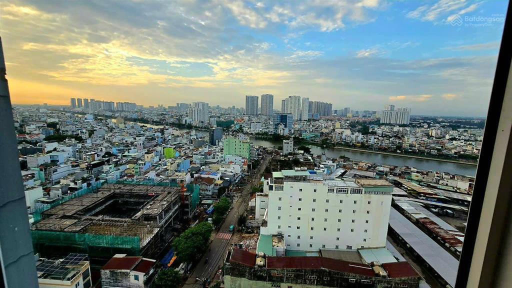 Hott galaxy 9 quận 4 cho thuê 3pn full nt  125m2. gần quận 1 giá 22 triệu/tháng.  0901 381 ***