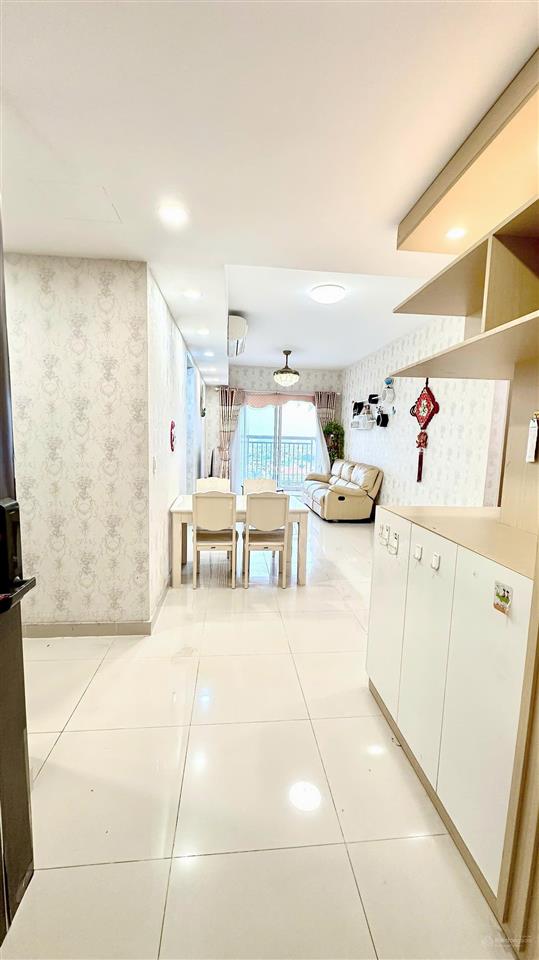 Cần cho thuê căn hộ cc hoa sen, q11 dt 65m2, 2pn 2wc giá 11tr/tháng nhà đẹp 0901 381 ***
