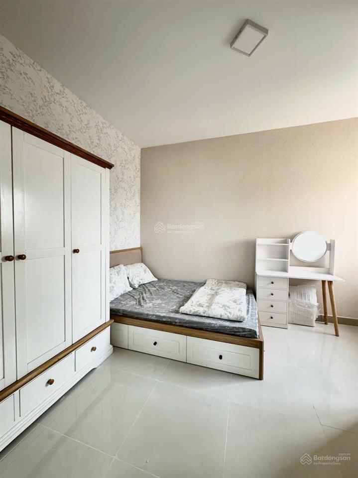 Chính chủ gửi bán cc âu cơ tower, 3,5 tỷ, 75m2, 2pn, 2wc, đầy đủ nội thất tại tân phú 0901 381 ***