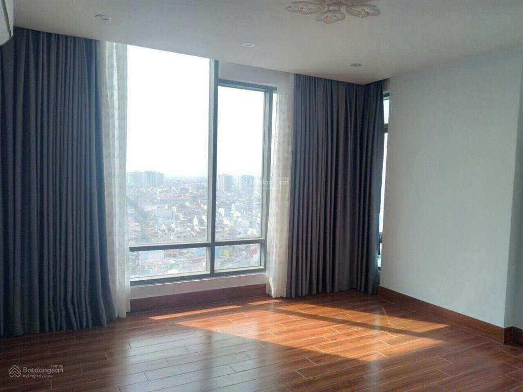 Hàng hiếm cho thuê gấp bảy hiền tower 4pn 4wc, dt  188m2 giá 17tr, ntcb đầu t9 ở 0901 381 ***