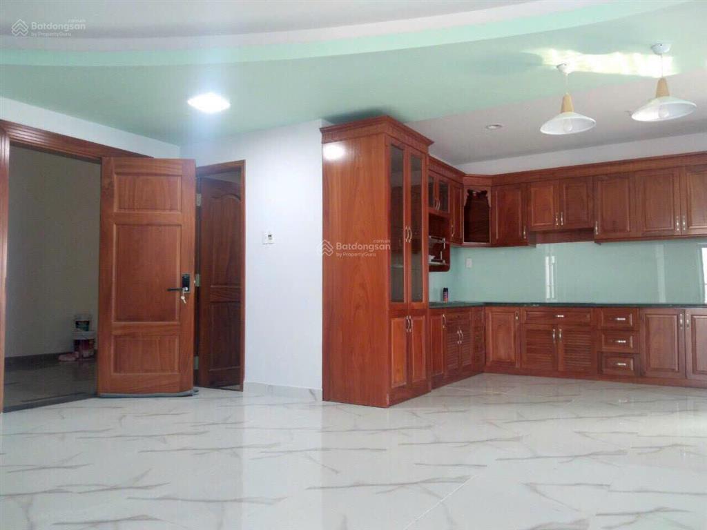 Cho thuê penthouse cc cộng hòa plaza, 18 triệu vnd, 150m2, 4pn + 3wc tại tân bình, hcm