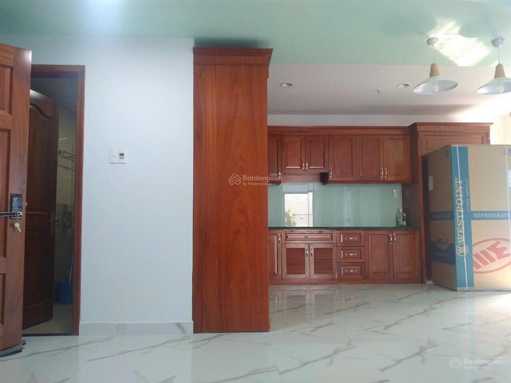 Cho thuê penthouse cc cộng hòa plaza, 18 triệu vnd, 150m2, 4pn + 3wc tại tân bình, hcm