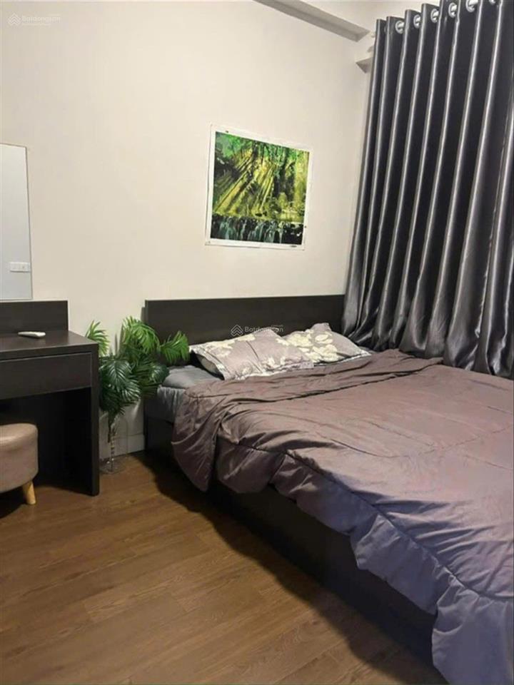 Hàng hiếm cho thuê căn hộ 2pn, 2wc, ở liền, giá 16 triệu, 87m2 tại the flemington, lê đại hành, q11
