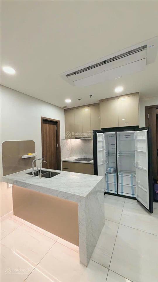 Hàng hiếm cho thuê cc kingdom 101  quận 10, dt 72m2, 2pn, 2wc, giá 17 tr/th. 0901 381 ***