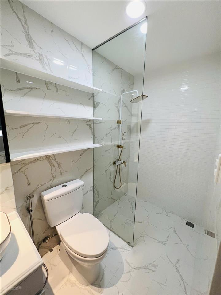 Hottt cho thuê chcc 3pn, 2wc, tại oriental plaza 685 âu cơ, 100m2, 14triệu vnd, nhà đẹp xuất sắc