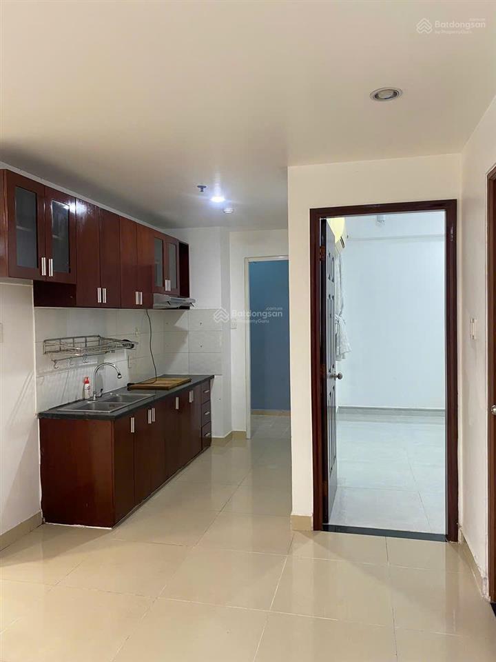 Hottt cho thuê cc topaz garden, 8.5 triệu, 62m2, 2pn, 2wc tại, tân phú, nhà trống không nội thất