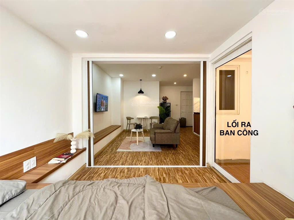Cho thuê căn hộ quận 4 ban công đẹp, full nội thất, giá tốt, gần cầu ông lãnh