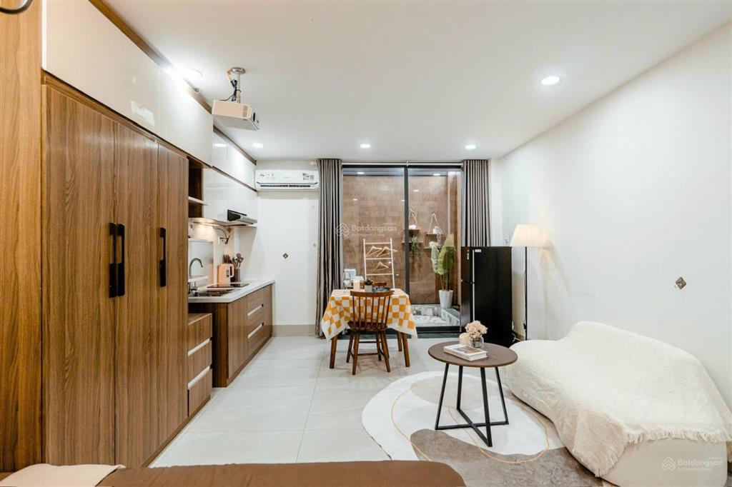 Cho thuê studio tone nâu xịn xò | máy giặt riêng | máy chiếu | thang máy