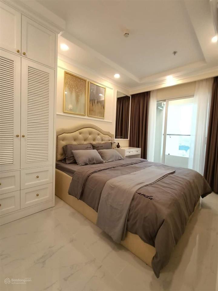 Chính chủ cần bán gấp chcc xigrand court q10 106m2 3pn 3wc giá 9 tỷ có sổ  0938 389 *** gặp thanh