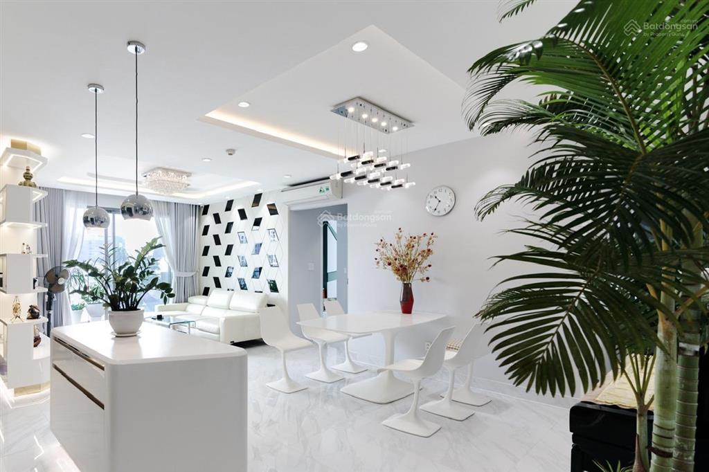 Chính chủ cần bán gấp chcc orchard garden 72m² 2pn 2wc giá 6,8 tỷ.  0938 389 *** gặp thanh