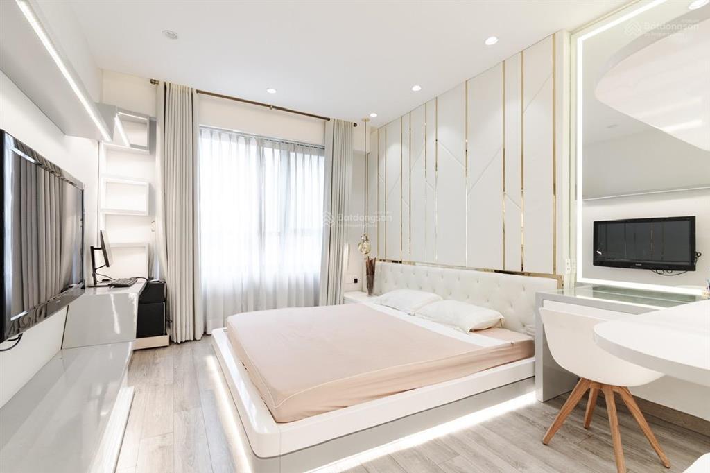 Chính chủ cần bán gấp chcc orchard garden 72m² 2pn 2wc giá 6,8 tỷ.  0938 389 *** gặp thanh