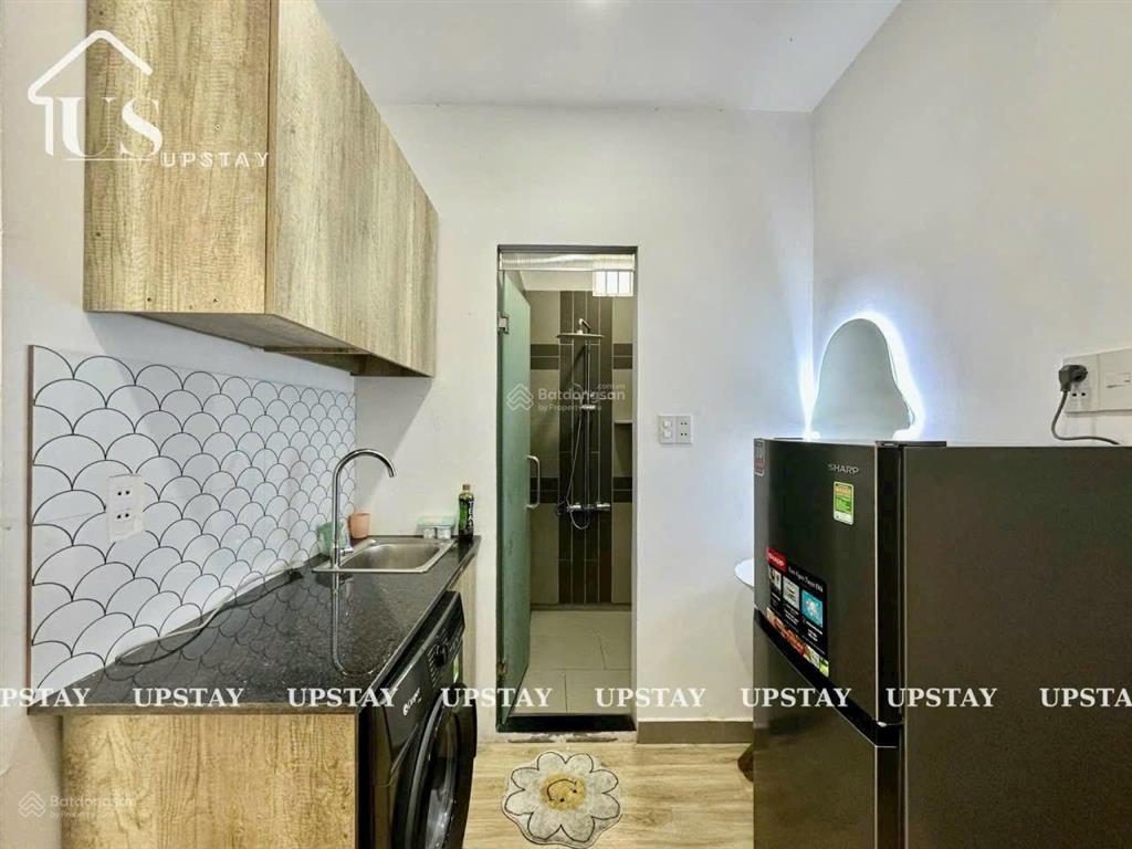 Cho thuê căn hộ 1 phòng ngủ tách bếp  ban công máy giặt riêng trần quang khải q1,gần chợ tân định