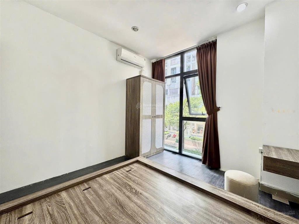Cho thuê căn hộ 2pn (60m2) full nội thất cao thắng q3 gần ueh, đh sài gòn