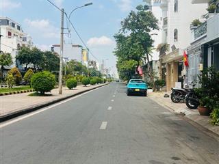 Bán nhà mặt tiền hiền vương,lô góc,1 trệt 1 lầu,2 pn