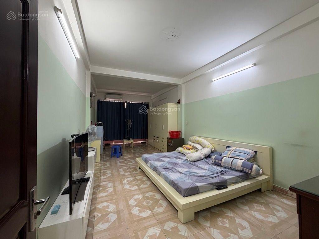 Bán nhà mặt tiền hồng bàng q5,6 tầng,8pn,5wc,gần thuận kiều .