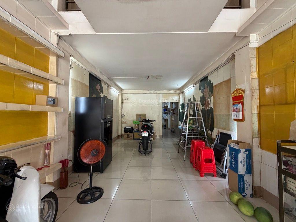 Bán nhà mặt tiền hồng bàng q5,6 tầng,8pn,5wc,gần thuận kiều .