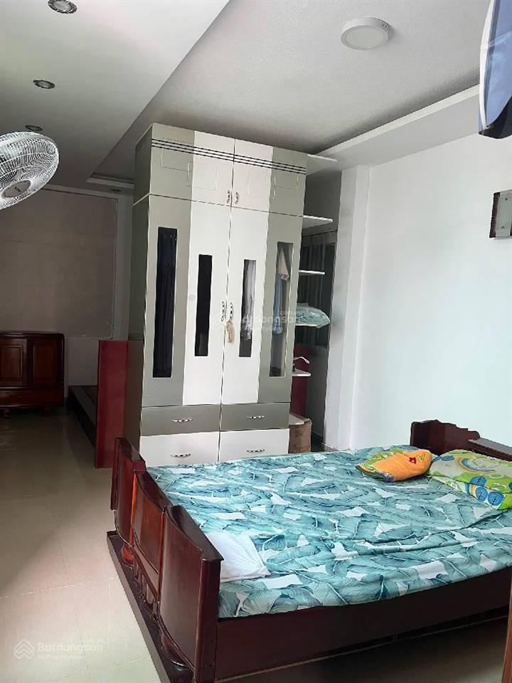 Bán nhà 5 tầng đường hậu giang,hẻm 4m thông,gần chợ bình tây