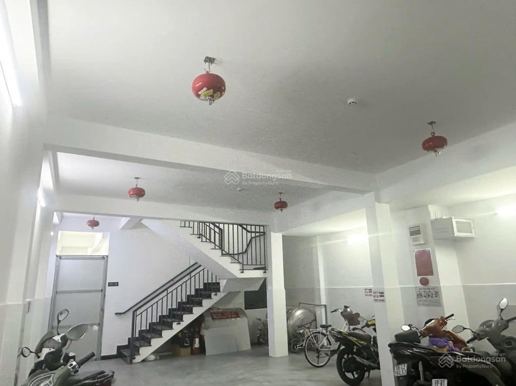 Bán biệt thự đẹp 4 tầng đường phan anh, gần ngã tư 4 xã, giáp q6