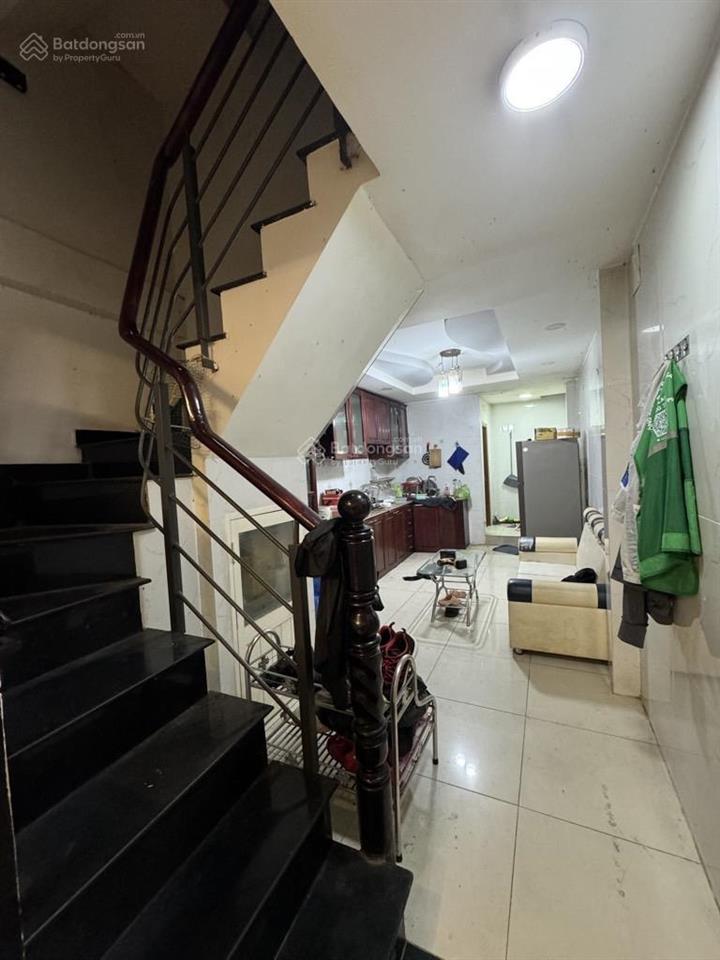 Bán nhà đẹp 4 tầng đường hậu giang,gần vòng xoay mủi tàu,công viên phú lâm