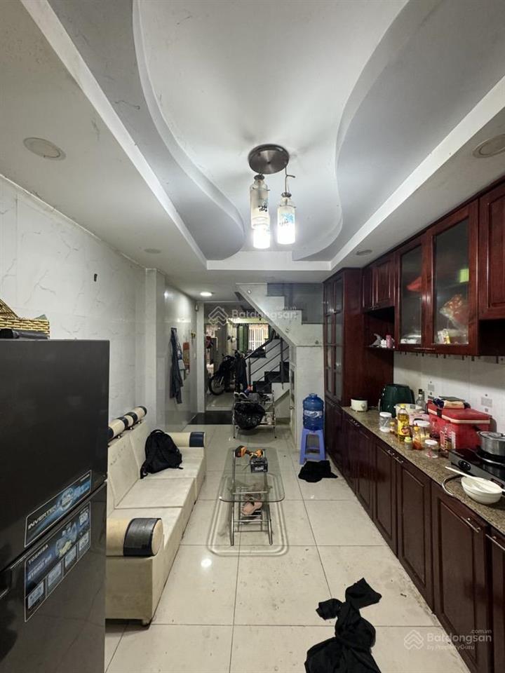 Bán nhà đẹp 4 tầng đường hậu giang,gần vòng xoay mủi tàu,công viên phú lâm