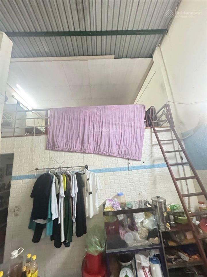 Bán nhà 2 tầng mặt tiền đường số 2 khu tên lửa,gần trần văn giàu