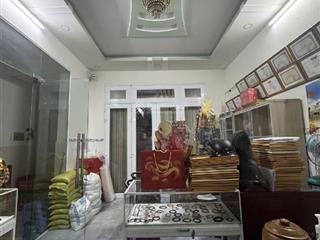 Bán nhà 3 tầng đẹp,đường hồ học lãm,gần chợ,bến xe miền tây.