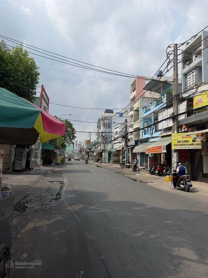 Mặt tiền kinh doanh đẹpđường trương phước phangần chợ bình trị đông