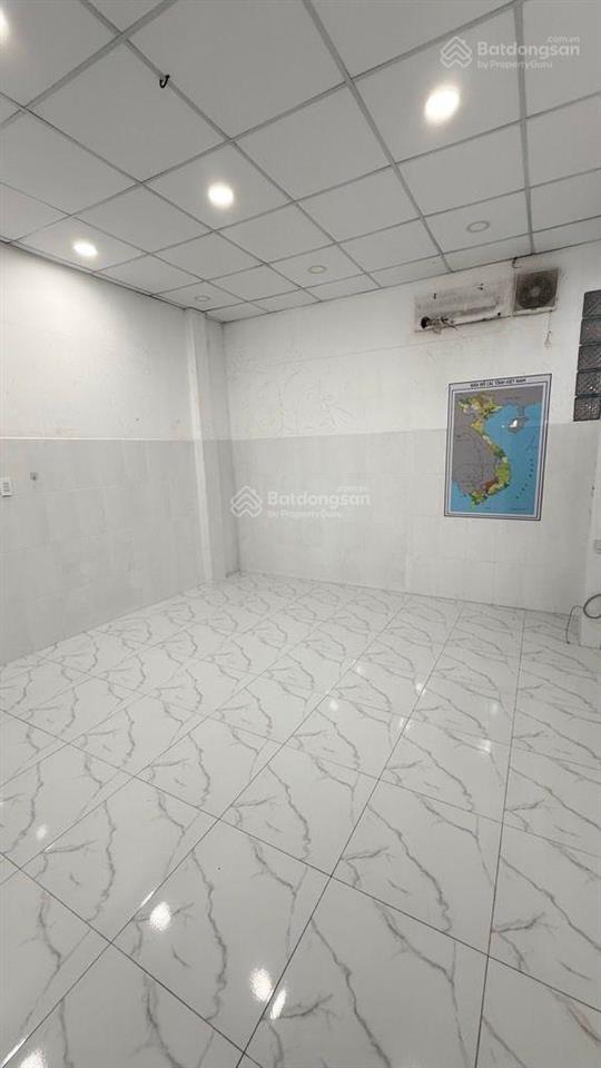 Bán nhà 3 tầng đường liên khu 1011,gần phan anh,ngã tư 4 xã