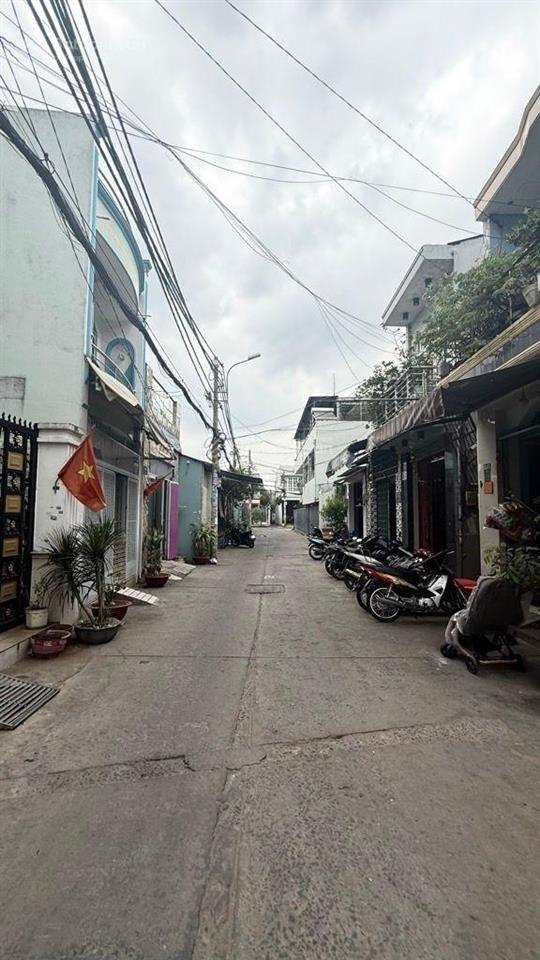 Bán nhà 3 tầng đường liên khu 1011,gần phan anh,ngã tư 4 xã