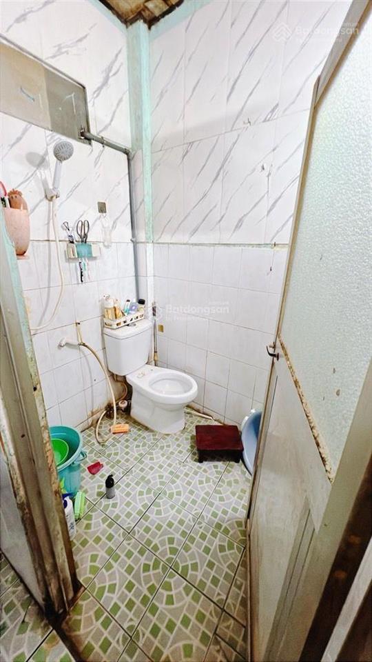Nhà 2 tầng đường bình tây q6,gần chợ bình tây,giáp q5.