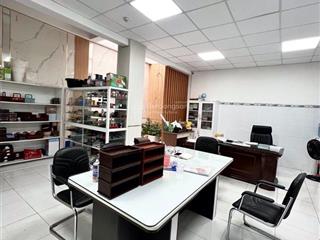 Kẹt ngân hàng gấp bán nhà xưởng sát mặt tiền mã lò