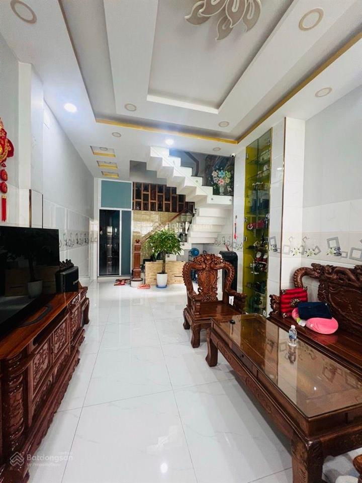 Nhà đẹp 3 tầngđoàn phú tứbến xe miền tây,giáp q6