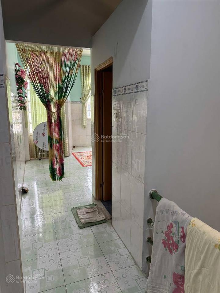 Mặt tiền kd nguyễn thức tựnhà 3 tầngngay bến xe miền tây,q6.