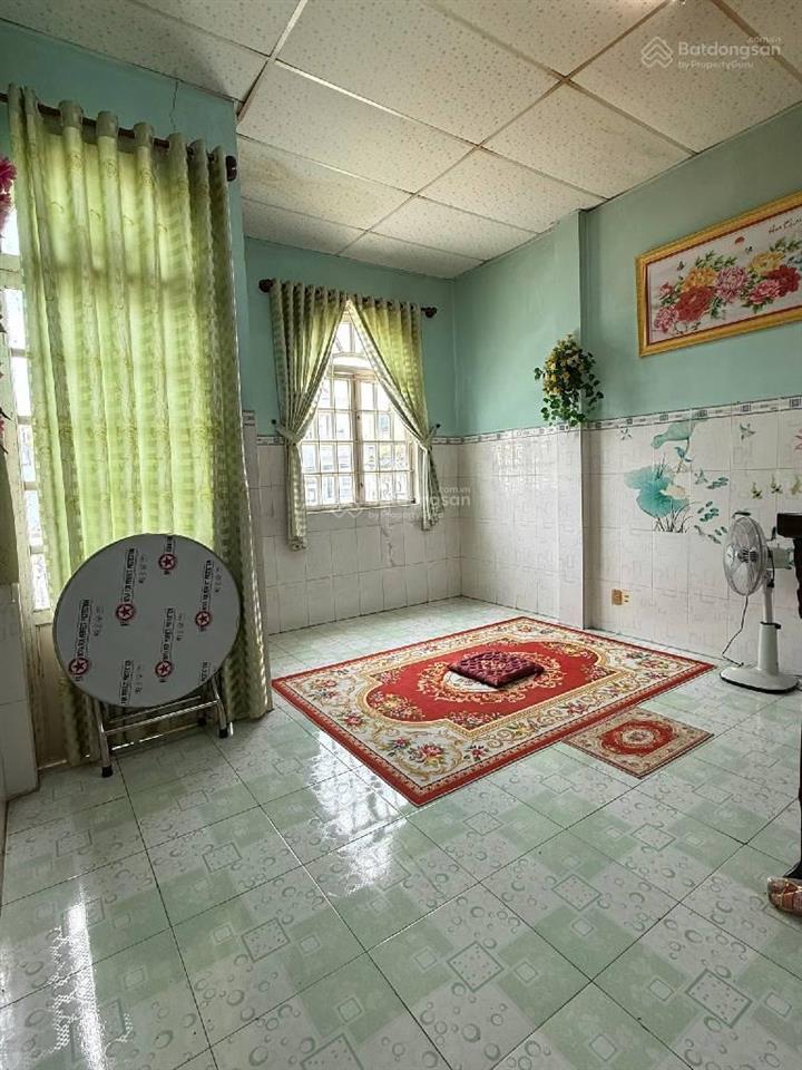 Mặt tiền kd nguyễn thức tựnhà 3 tầngngay bến xe miền tây,q6.