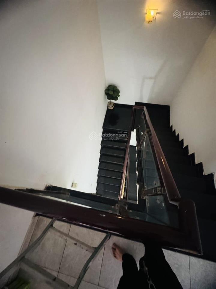Biệt thự 3 tầng đường nguyễn hới,cạnh bến xe miền tây,giáp quận 6