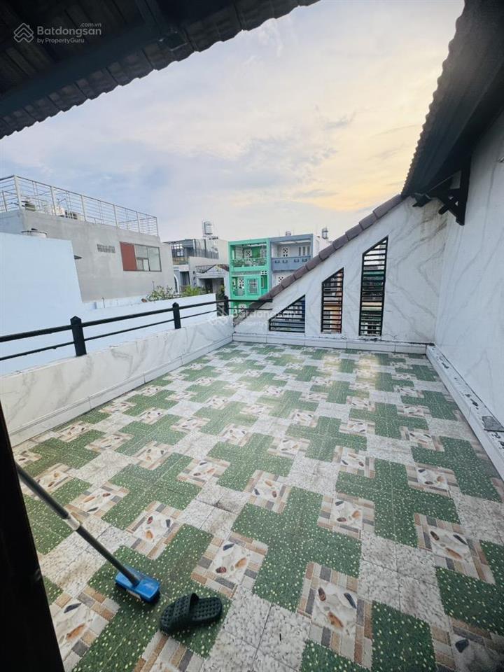 Biệt thự 3 tầng đường nguyễn hới,cạnh bến xe miền tây,giáp quận 6