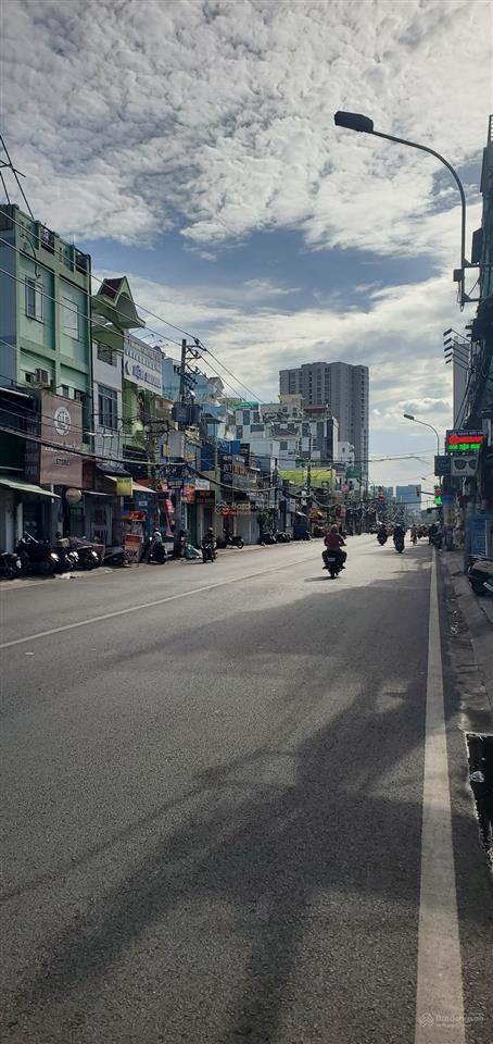 Mặt tiền kd đường hậu giang q6,nhà đẹp 4 tầng(4.8x21),gần nguyễn văn luông