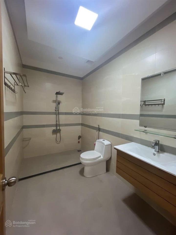 Nhà 4 tầng 140m2(5.6x26) đường minh phụng,gần hồng bàng,hậu giang,q6