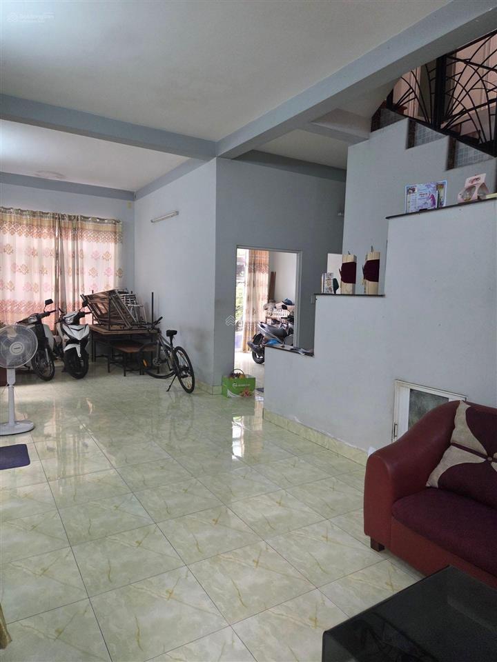 Biệt thự sân vườn gần tỉnh lộ 10 & lê đình cẩn, cạnh khu tên lửa  450m²  giá 33 tỷ