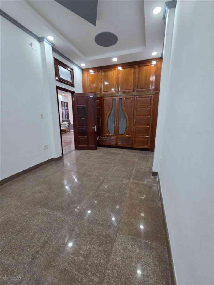 Biệt thự đẹp 2 tầng 240m2(12x20)đường số 3 kdc tên lửa, gần aeongiá 30 tỷ