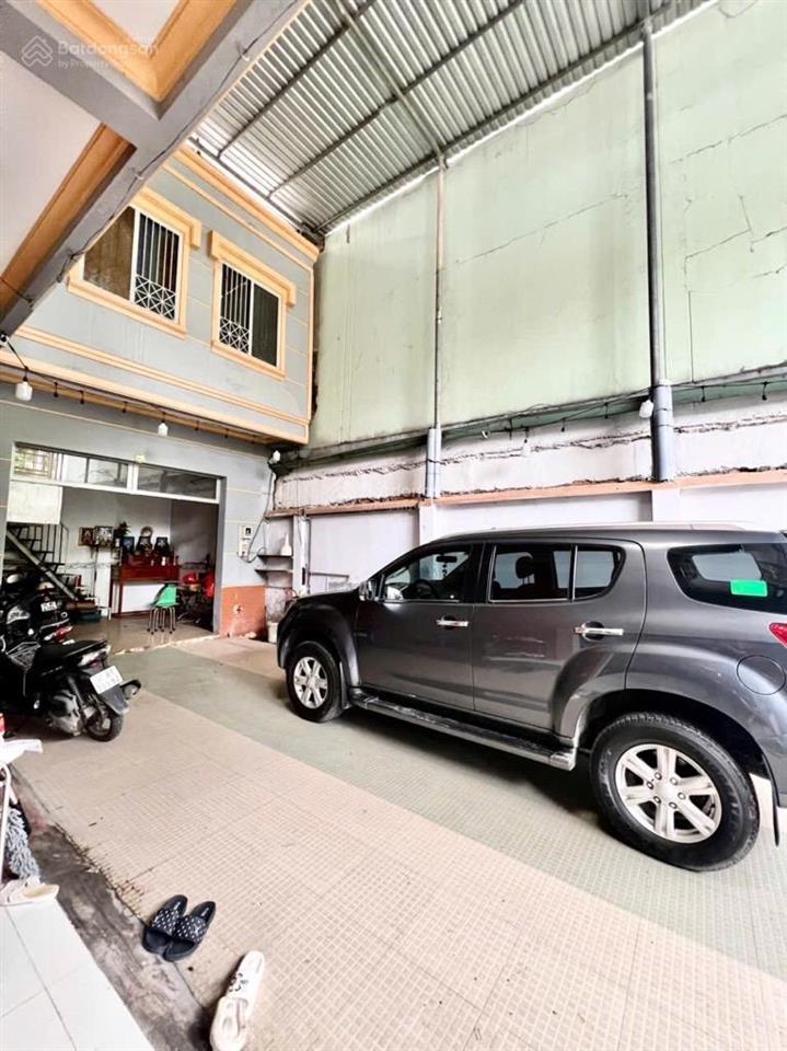 Nhà 3 tầng khu dân cư nam hùng vương  sát khu tên lửa  305m2  giá 26 tỷ