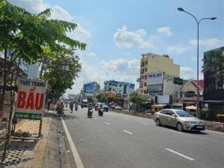 Mặt tiền lê trọng tấn, tân phú, 1 trệt 1 lầu, 20.5 tỷ, 165m2, giá 130 triệu/m2, kinh doanh sầm uất