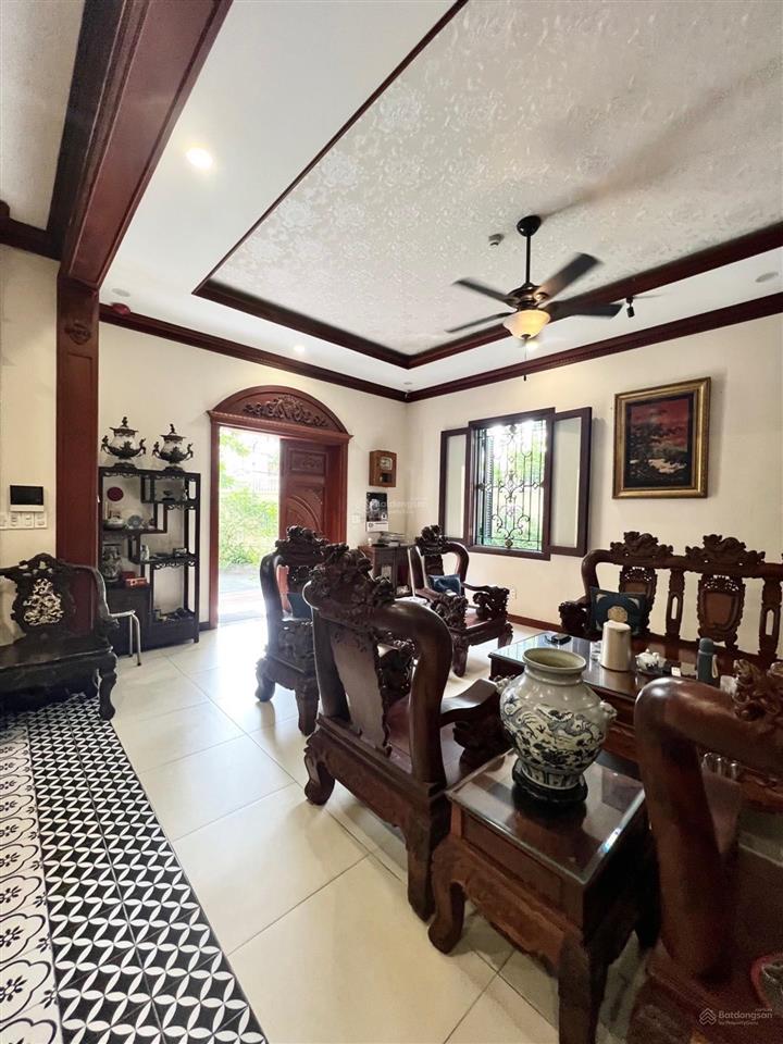 Biệt thự đẹp 4 tầng  đường 12, gần nguyễn thị tú, chợ bình thành  608m2 (20x31)  giá 51.5 tỷ